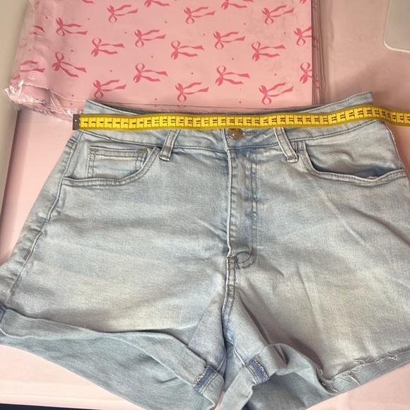 Rue21 Light Blue Denim Women's Shorts - Picture 6 of 6